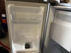 Samsung fridge freezer with ice maker 10