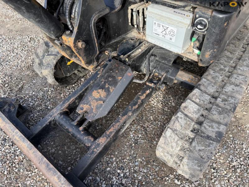 Sany SY18C mini excavator 11