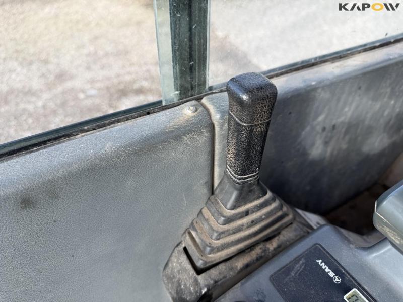 Sany SY18C mini excavator 38