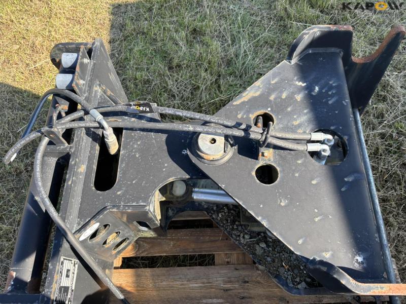 Scantruck MTH 180L swivel joint 20