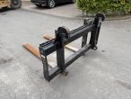 SE pallet forks with Volvo hitch 7