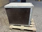 Vehicle-mounted cabinet 2