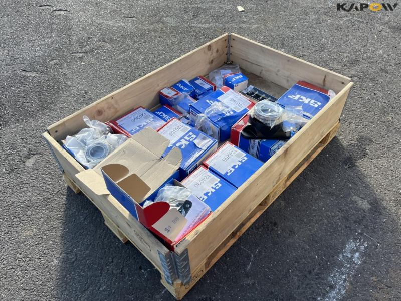 SKF bearings and bearing housings 7