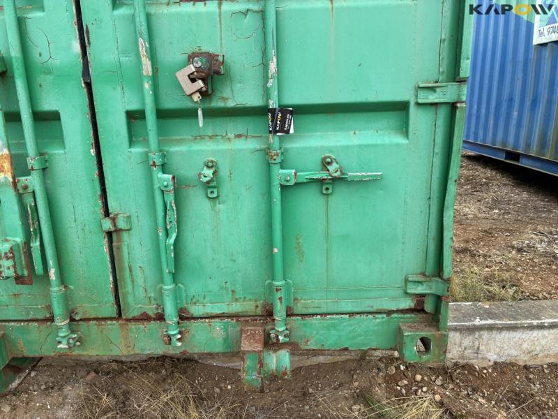 Shipping container - 20 feet 9