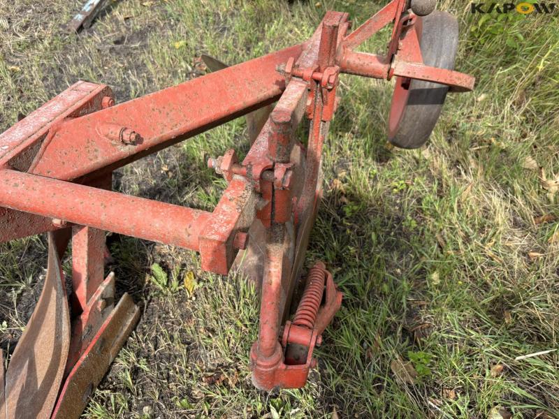 Skjold Eminent 3 furrow plough 30