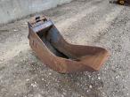 Bucket with Hydrema hitch 3
