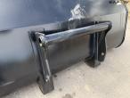 Bucket with Manitou hitch 8