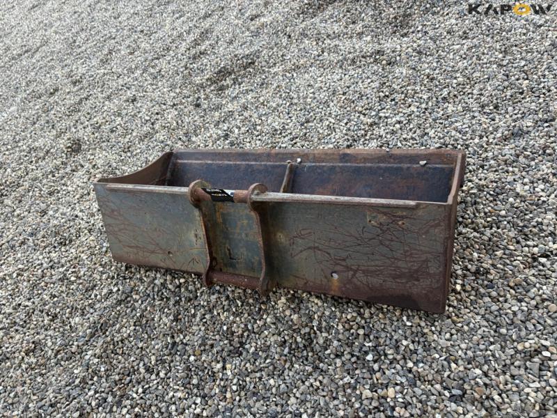 Shovel with s40 hitch 6