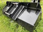 Bucket 230 cm with S70 hitch 6