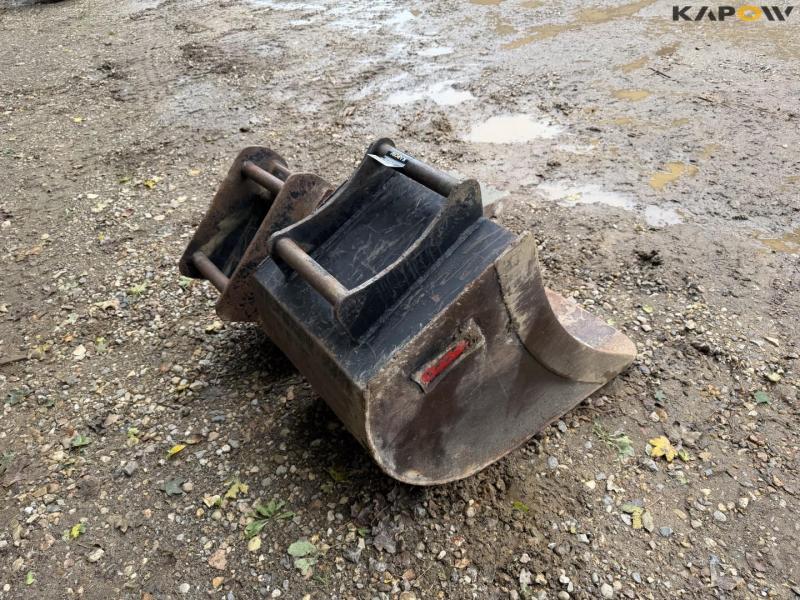 Buckets with Hydrema hitch - 2 pcs. 5
