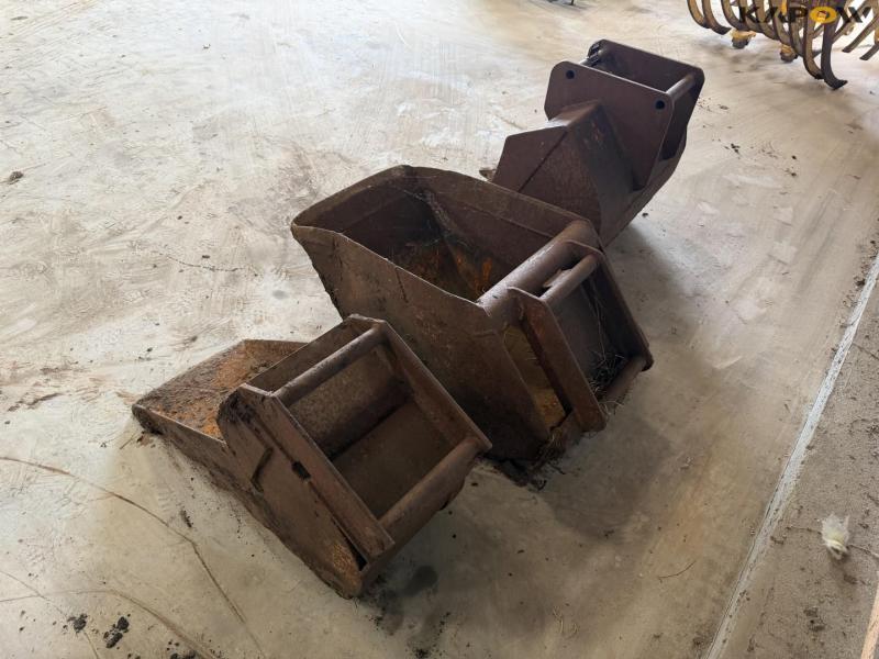 Buckets with Hydrema hitch - 3pcs. 5