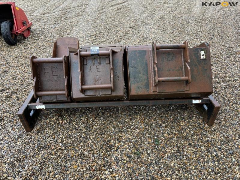 Buckets with Hydrema hitch 6