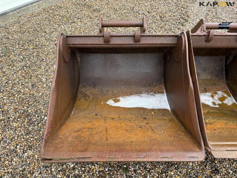 Buckets with Hydrema hitch 13