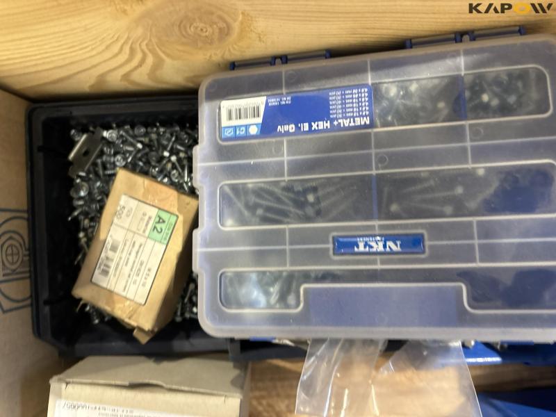 Screws, bolts and nuts, etc. 22