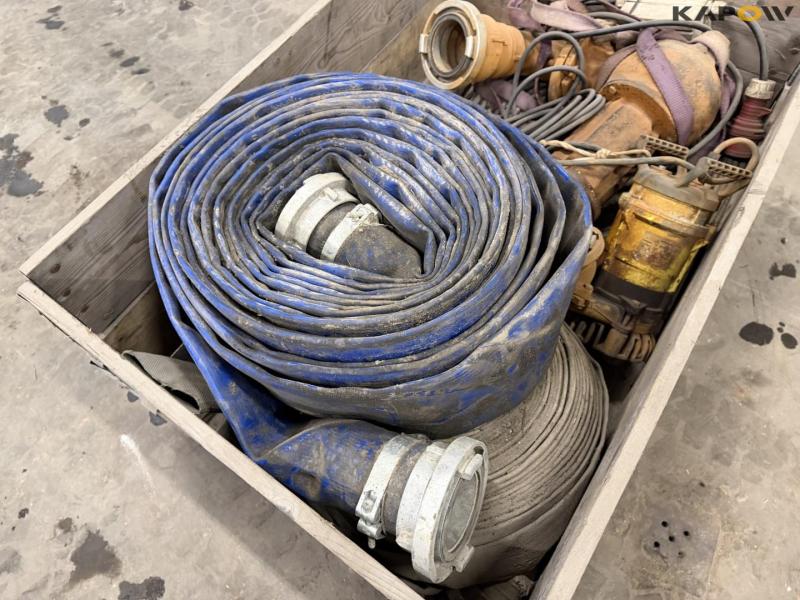 Hoses and pumps 19