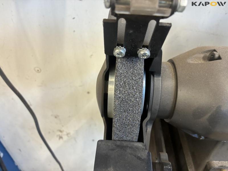 Grindstone / Shelf with threaded rods 4