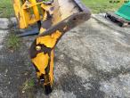 Snowplow hydraulically swiveling 14