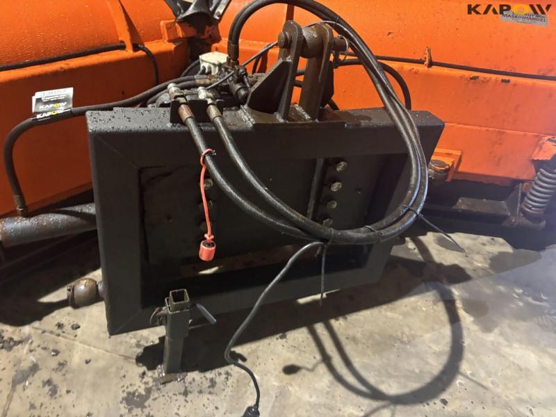 Snowplow with 3-point hitch 13