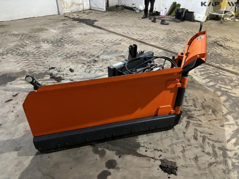 Snowplow with 3-point hitch 3
