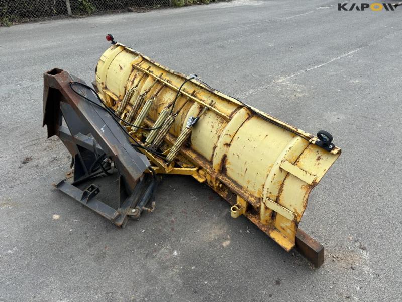 Snow plow with A-frame 5