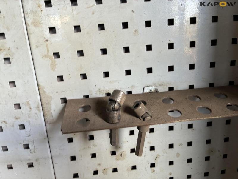 Column table machine with accessories and table 26