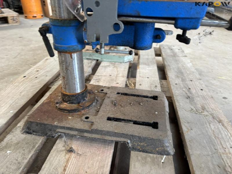 Pillar drilling machines 2 pcs. 9