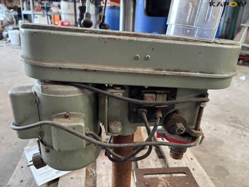 Pillar drilling machines 2 pcs. 21