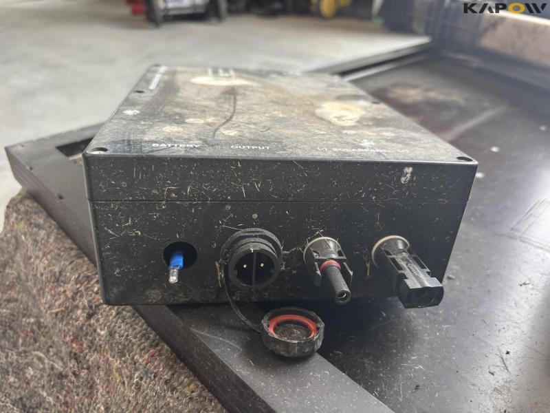 Solar cell system for charging 9