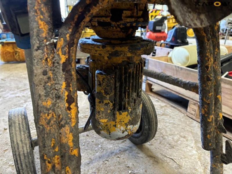 Soroto forced mixer 10