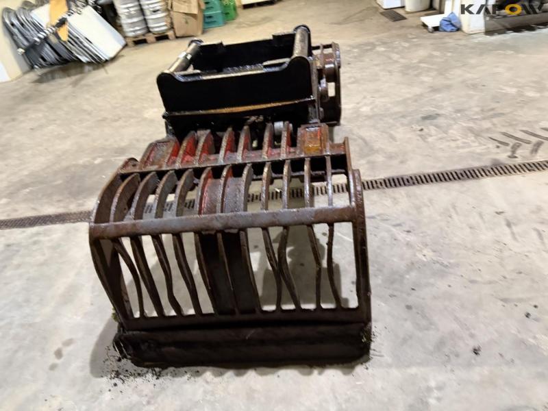 Sorter grab with S70 hitch 4