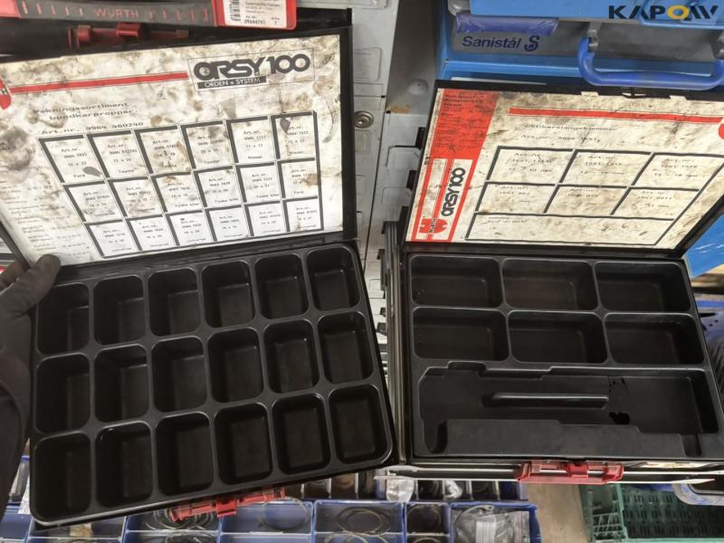 Assortment boxes with contents 47