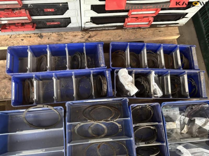 Assortment boxes with contents 56