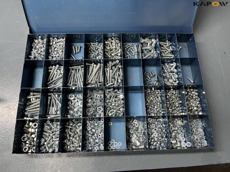 Assortment boxes 15
