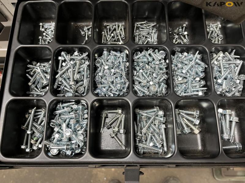 Assortment boxes 15