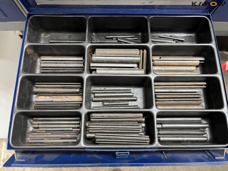 Assortment boxes 9