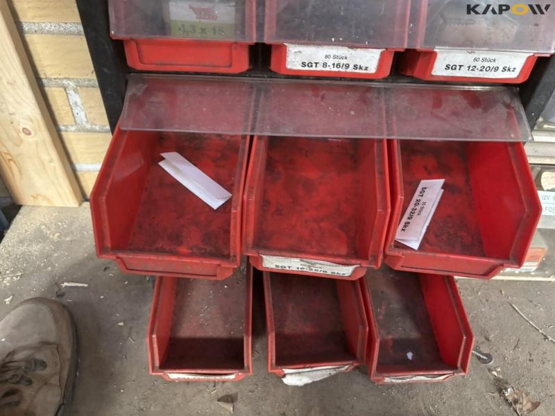 Assortment shelf with contents 5