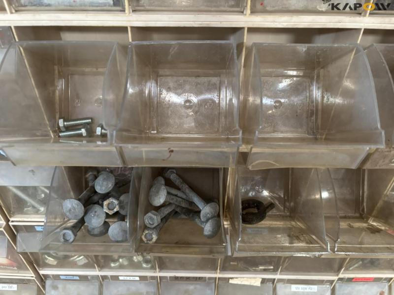 Assortment shelf with contents 24