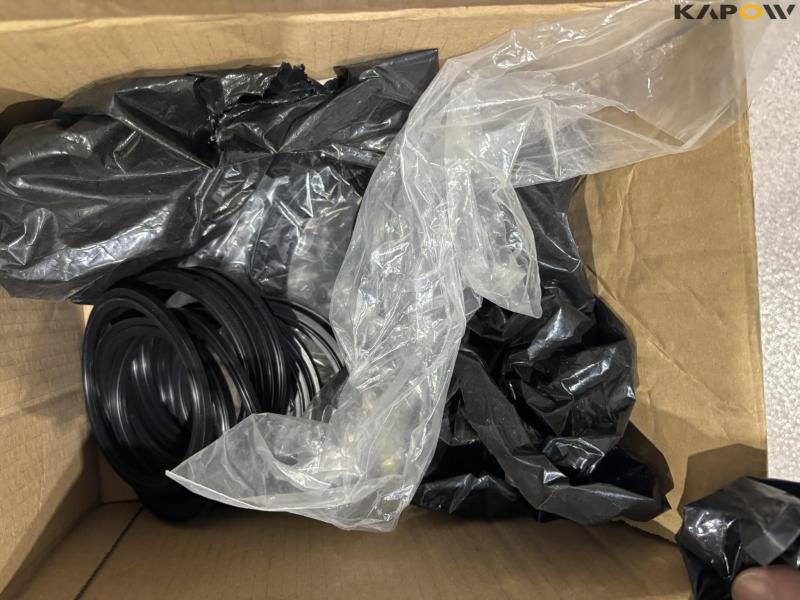 Straps and equipment 10