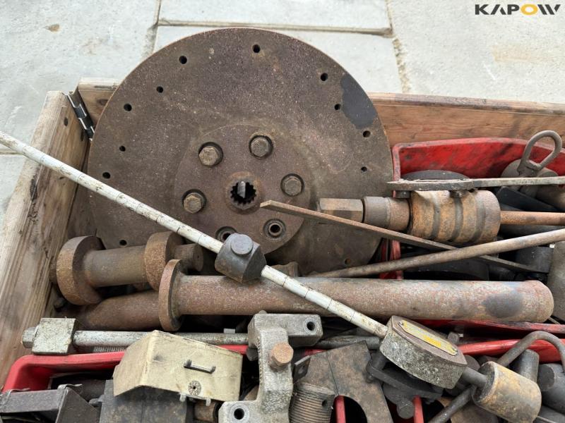 Special tools for Massey Ferguson 15