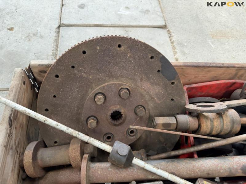 Special tools for Massey Ferguson 16