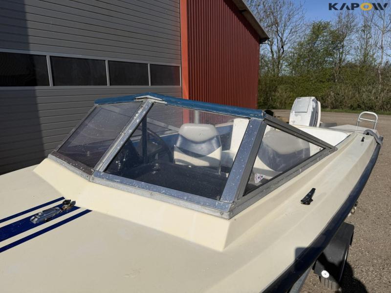 Speedboat - 15 feet 12