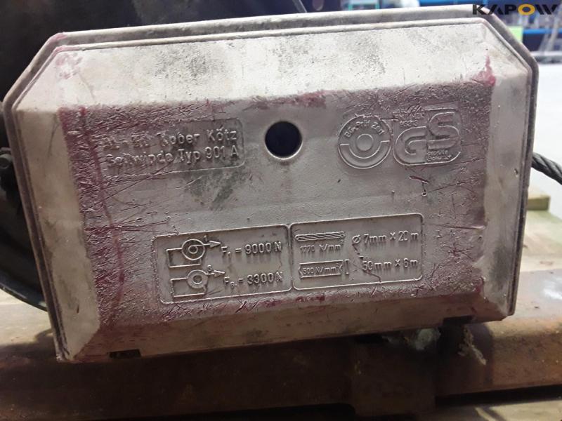 Frame mounting winch 14