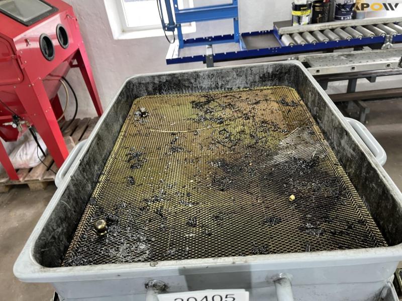 Waste oil barrel 11