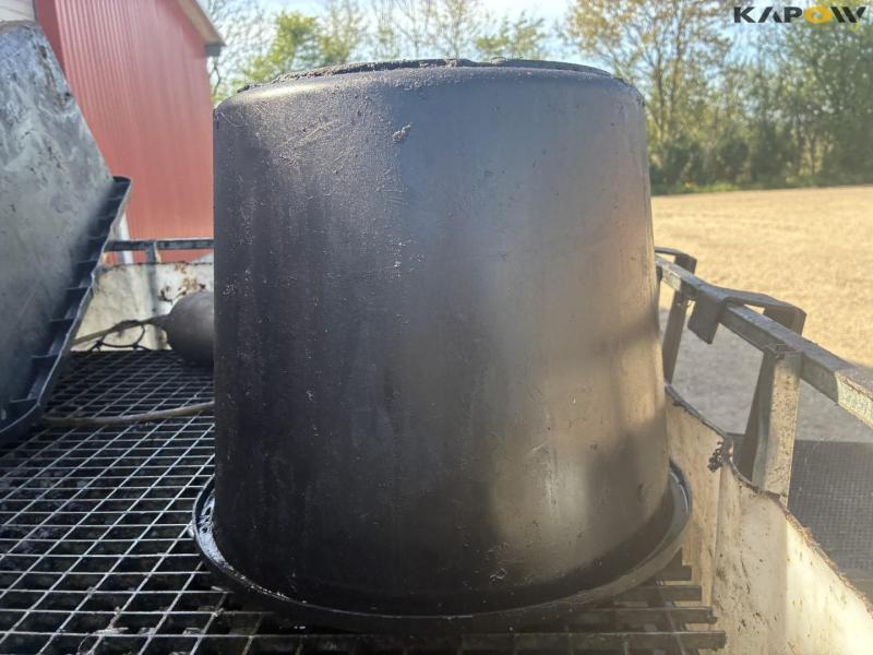 Waste oil equipment with pump 15
