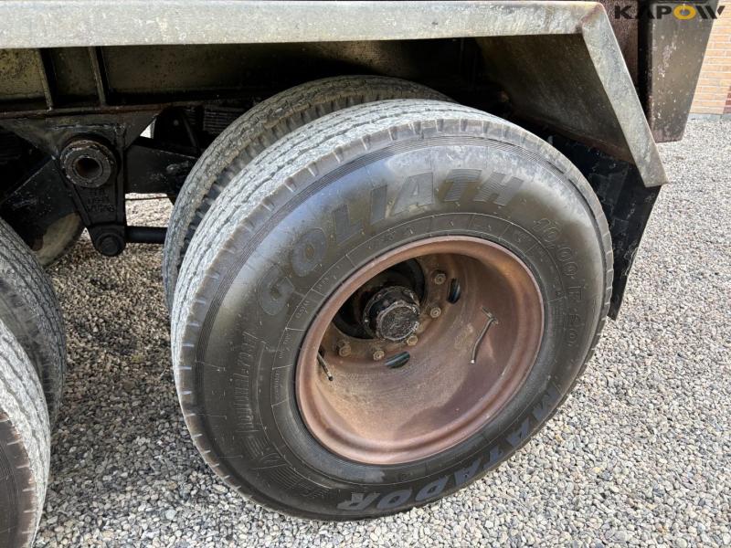 Spragelse high-dump truck 28