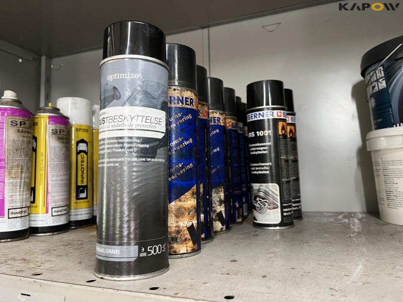 Spray cans and accessories 6