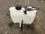 Spray tank with pump 6