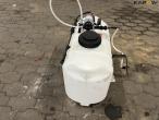 Spray tank with pump 8