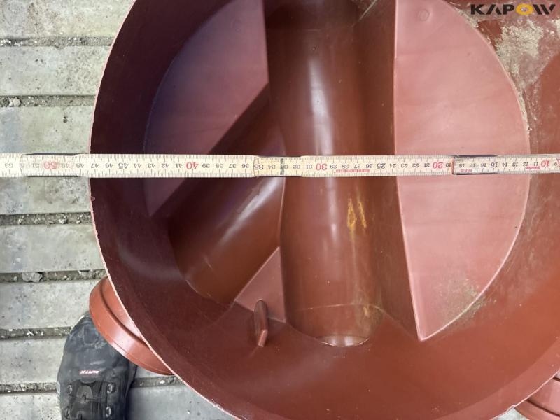 Flush/Flow-through wells 22