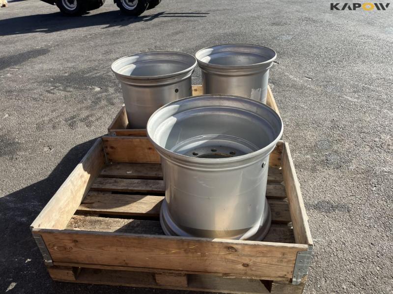 Steel rim 20x22.5 6